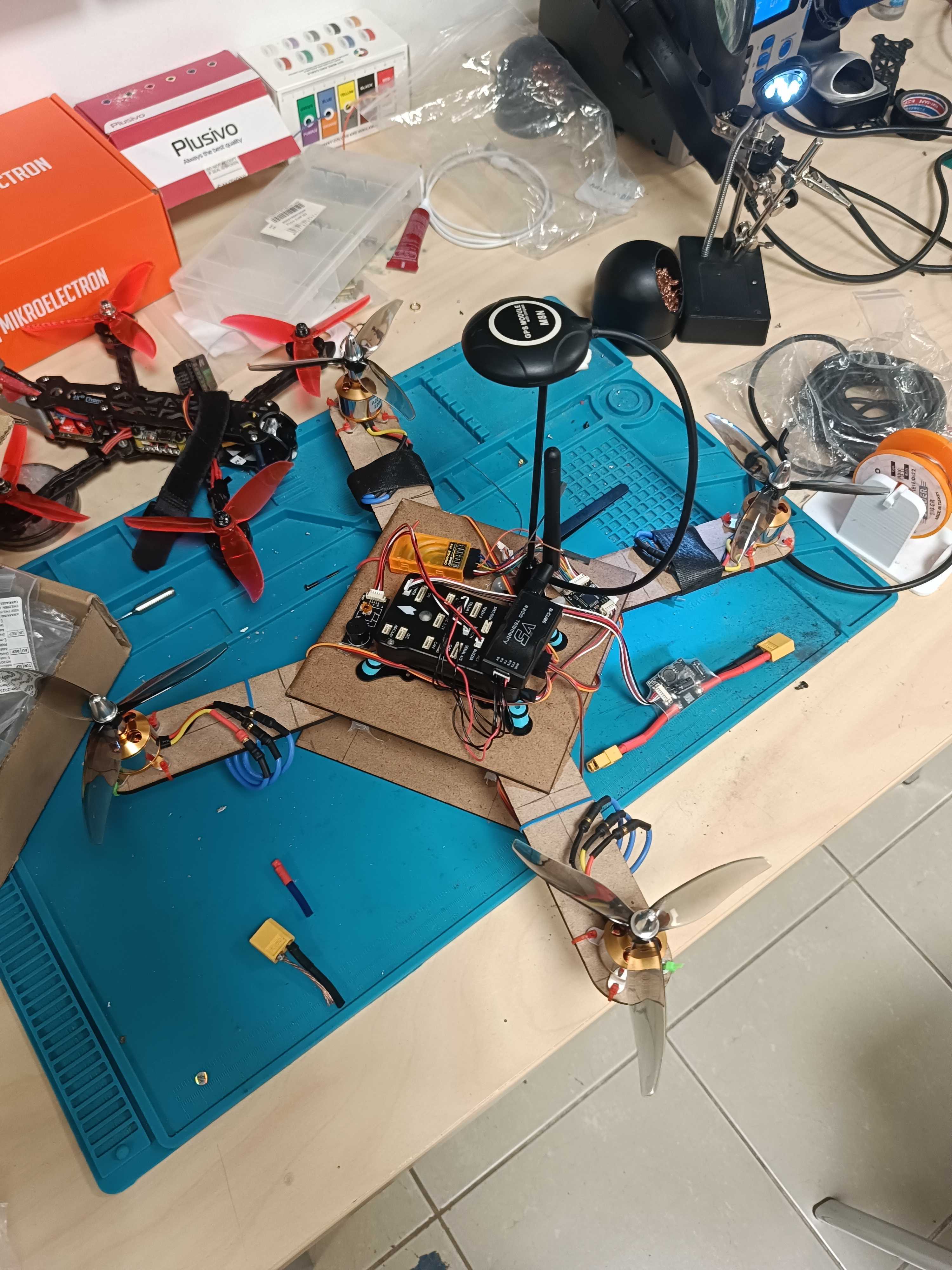DRONE962